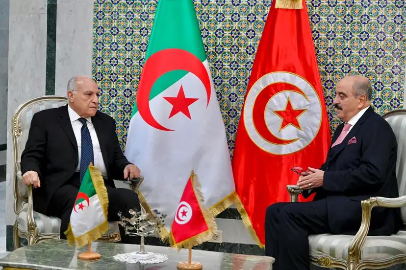 السيّد عطاف يشرف مناصفة مع نظيره التونسي على أشغال لجنة المتابعة الجزائرية-التونسية